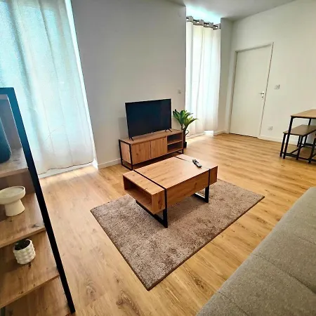 Brooklyn 4 Personnes Max Parking Wifi Apartment Clermont-Ferrand